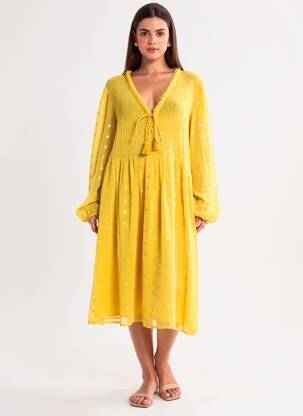 Robe mi-longue coupe fluide manches longues jaune SCHOOL RAG femme