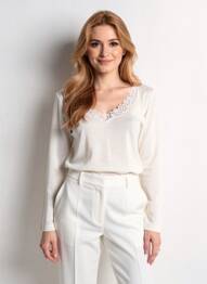 Pull coupe cintrée manches longues blanc LISANZA femme
