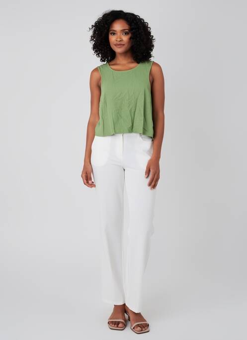 Top coupe cintrée sans manche vert PIECES femme