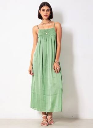 Robe longue coupe fluide fines bretelles vert SEE U SOON femme