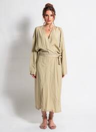 Robe longue manches longues manches longues beige HUMANOID femme