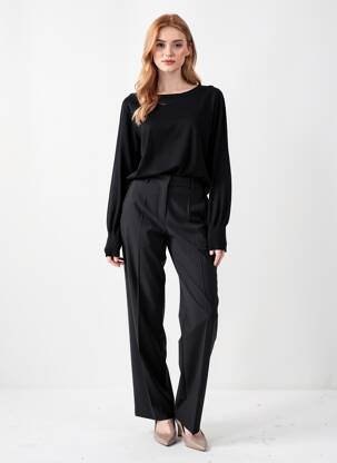 Pull coupe cintrée manches longues noir MORE & MORE femme