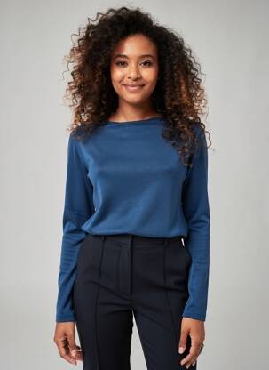 Pull coupe cintrée manches longues bleu QUATTRO femme
