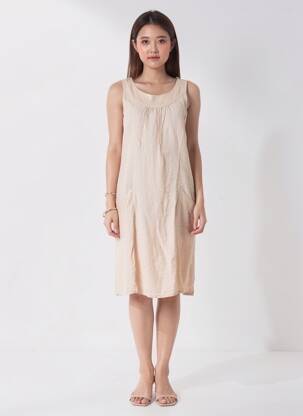 Robe mi-longue tissage crêpe sans manche rose fonce QUATTRO femme