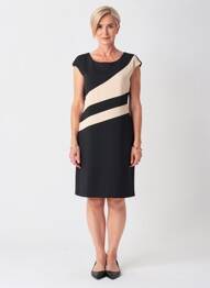 Robe mi-longue tissage crêpe manches courtes noir QUATTRO femme