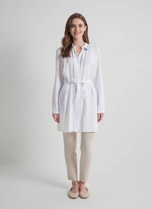 Tunique manches longues fermeture boutonnée sur le devant blanc QUATTRO femme