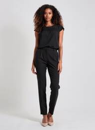 Top coupe fluide manches courtes noir QUATTRO femme