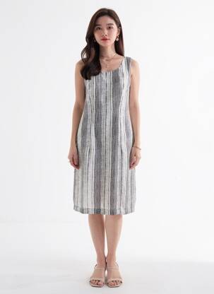 Robe mi-longue sans manche sans manche noir QUATTRO femme
