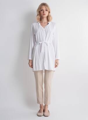 Tunique manches longues fermeture boutonnée sur le devant blanc QUATTRO femme