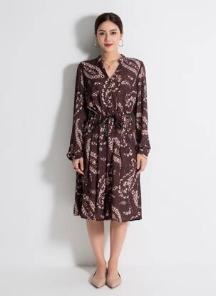 Robe mi-longue coupe fluide manches longues marron LA FEE MARABOUTEE femme