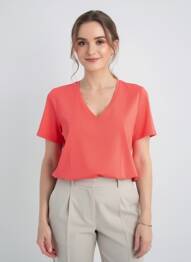 T-shirt col v manches courtes rouge LEO & UGO femme