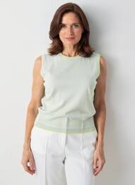 Top coupe cintrée sans manche vert GERRY WEBER femme