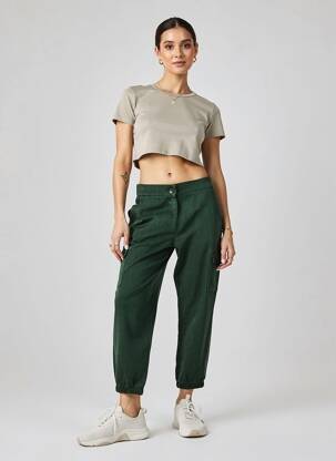Pantalon 7/8 fermeture zippée sous rabat boutonné vert LCDN femme