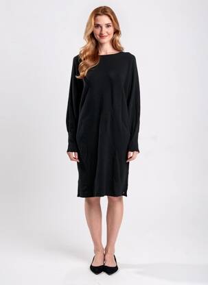 Robe pull coupe droite manches longues noir SURKANA femme
