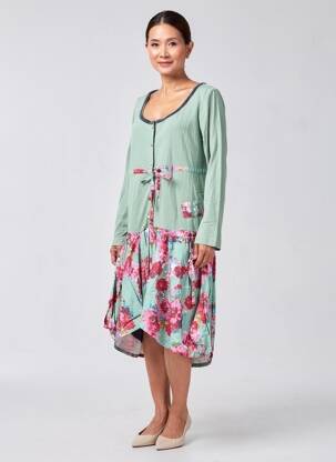 Robe mi-longue imprimé fantaisie manches longues vert RHUM RAISIN femme