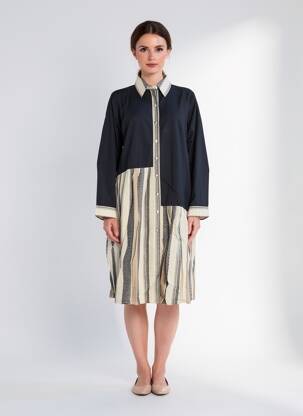 Robe mi-longue tissage crêpe manches longues bleu RHUM RAISIN femme