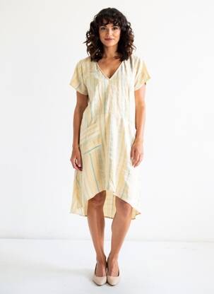 Robe mi-longue tissage crêpe manches courtes beige RHUM RAISIN femme
