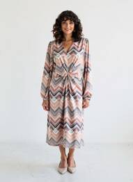 Robe mi-longue imprimé fantaisie manches longues marron K-DESIGN femme