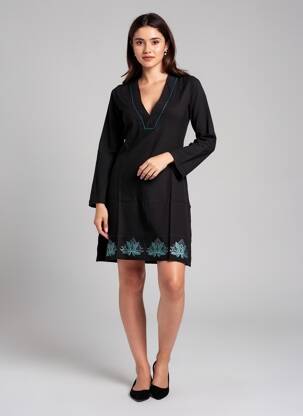 Robe courte manches longues manches longues noir IPANIMA femme