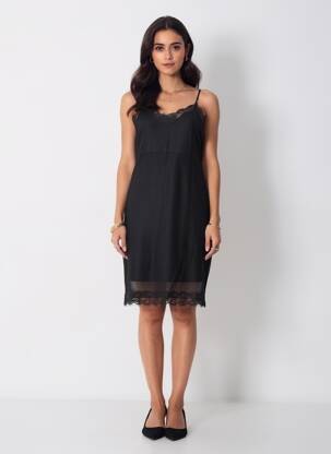 Robe courte coupe cintrée fines bretelles noir NÜ femme