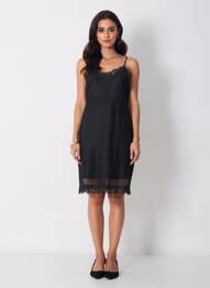 Robe courte coupe cintrée fines bretelles noir NÜ femme