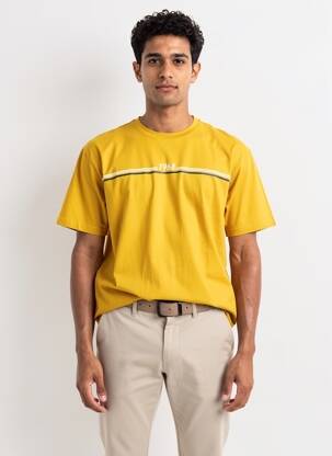 T-shirt coupe cintrée manches courtes jaune CAMBERABERO homme
