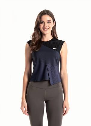 T-shirt stretch manches courtes noir NIKE femme