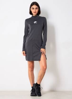 Robe courte manches longues manches longues noir NIKE femme