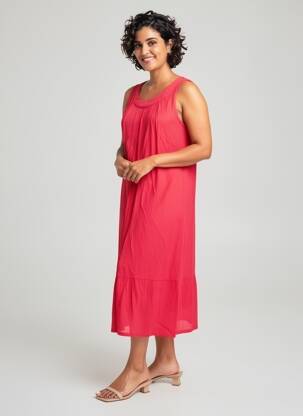 Robe mi-longue sans manche sans manche rose MERI & ESCA femme