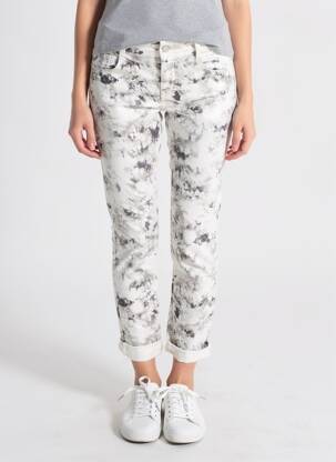 Pantalon 7/8 fermeture zippée sous rabat boutonné taille normale blanc STREET ONE femme