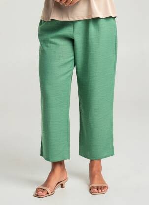 Pantacourt coupe droite taille normale vert GEVANA femme