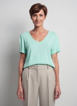 T-shirt col v manches courtes vert GEVANA femme