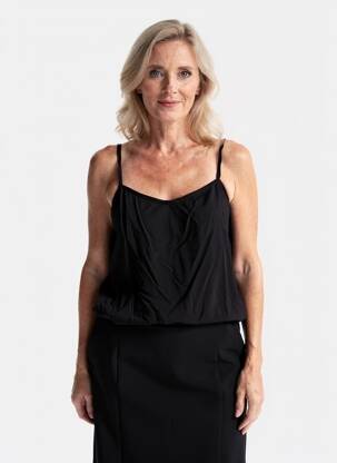 Top coupe fluide fines bretelles noir GEVANA femme