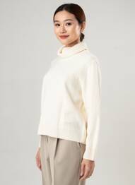 Pull col roulé coupe droite manches longues beige STREET ONE femme