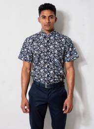 Chemise manches courtes coupe cintrée bleu CAMBERABERO homme