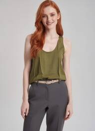 Top coupe cintrée sans manche vert B.YOUNG femme