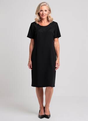 Robe mi-longue tissage crêpe manches courtes noir GEVANA femme
