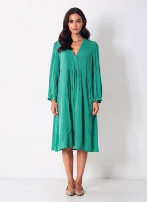 Robe mi-longue coupe fluide manches longues vert FREEMAN T.PORTER femme
