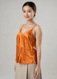 Top coupe fluide fines bretelles orange SURKANA femme