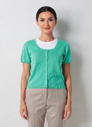 Gilet manches courtes fermeture boutonnée sur le devant vert C'EST BEAU LA VIE femme