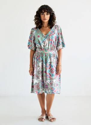 Robe mi-longue imprimé fleurs manches courtes vert C'EST BEAU LA VIE femme