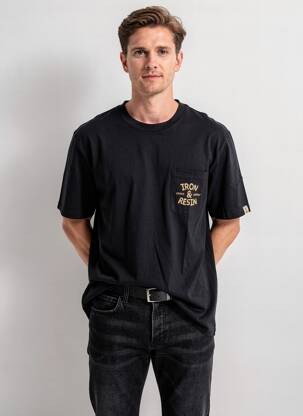T-shirt coupe cintrée manches courtes noir IRON AND RESIN homme