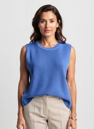 Pull stretch sans manche bleu BETTY BARCLAY femme