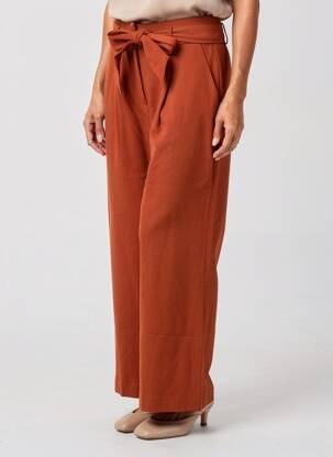 Pantalon droit fermeture zippée sous rabat avec crochet orange KING LOUIE femme
