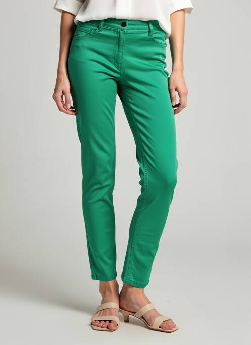 Pantalon 7/8 fermeture zippée sous rabat boutonné vert BETTY BARCLAY femme