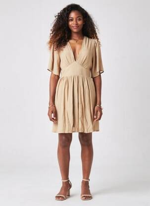 Robe mi-longue coupe évasée manches courtes beige GOA femme