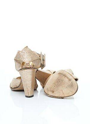 Sandales/nu pieds fermeture boucle(s) talon de 7 à 9cm rose QUELQUES SHOES DE PLUS femme