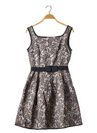 Robe courte coupe cintrée fines bretelles beige RINASCIMENTO femme