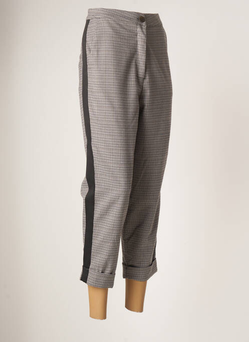Pantacourt coupe droite taille normale gris TENSIONE IN femme