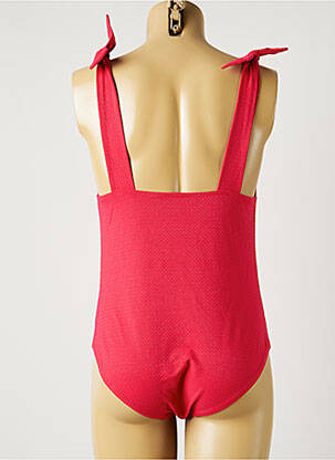 Maillot de bain 1 pièce effet matière satinée haut triangles rose SIMONE PERELE femme